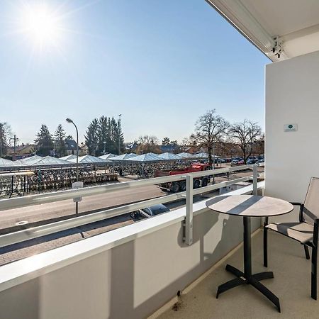 Huber Living Basic 210 Appartement Germering Buitenkant foto